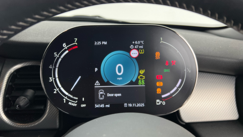 MINI Hatchback 1.5 Cooper Exclusive 3dr Auto Petrol Hatchback